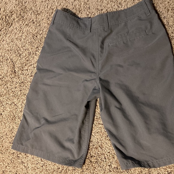 Grey shorts. - Picture 2 of 3